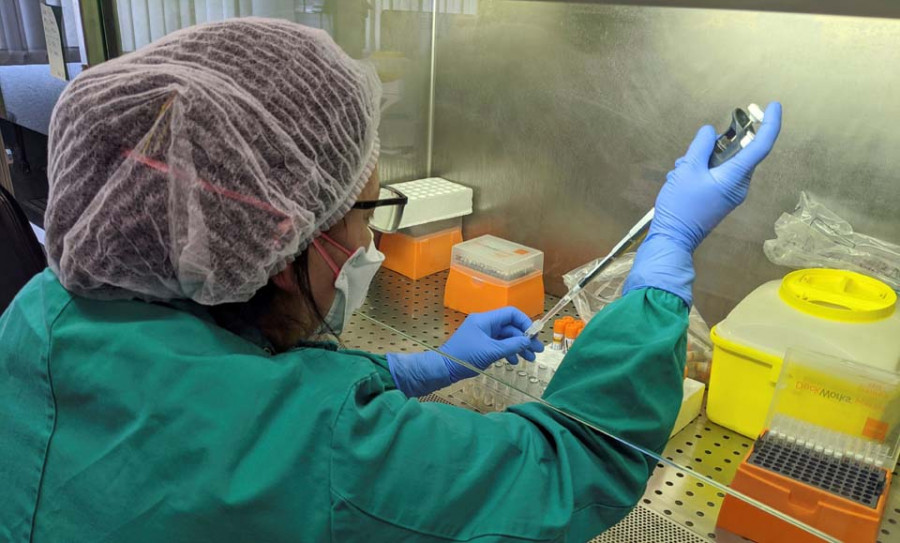 Activan un segundo punto fijo de toma de muestras COVID-19 en el Hospital Novoa Santos de Ferrol