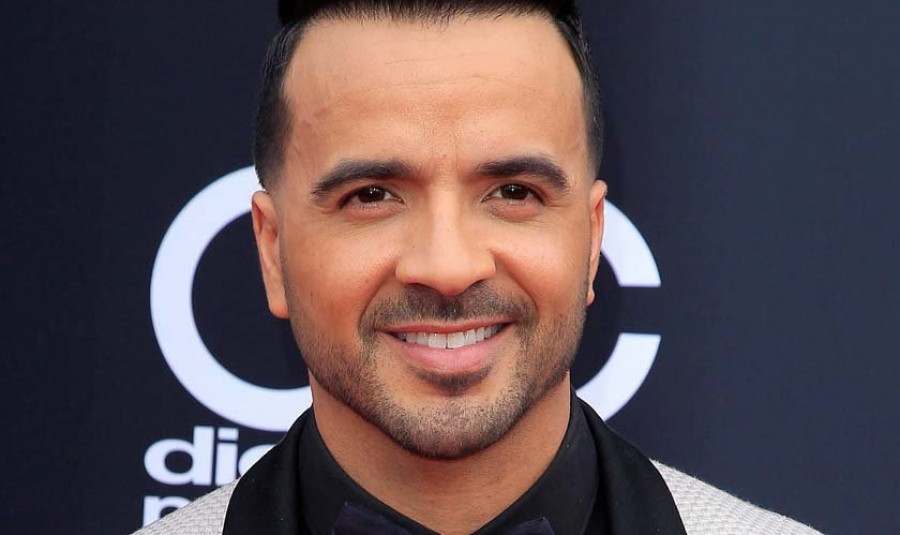 Luis Fonsi deja el reguetón con 
su próximo sencillo: “Calypso”