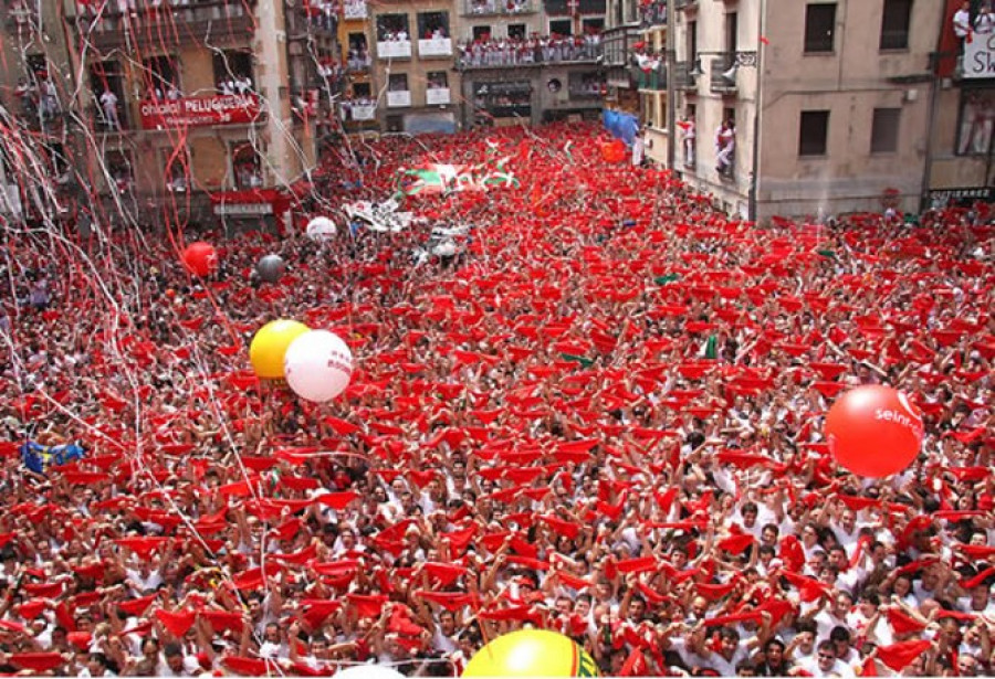 Los sanfermines de 2012 comienzan sin poder recuperar el Riau riau