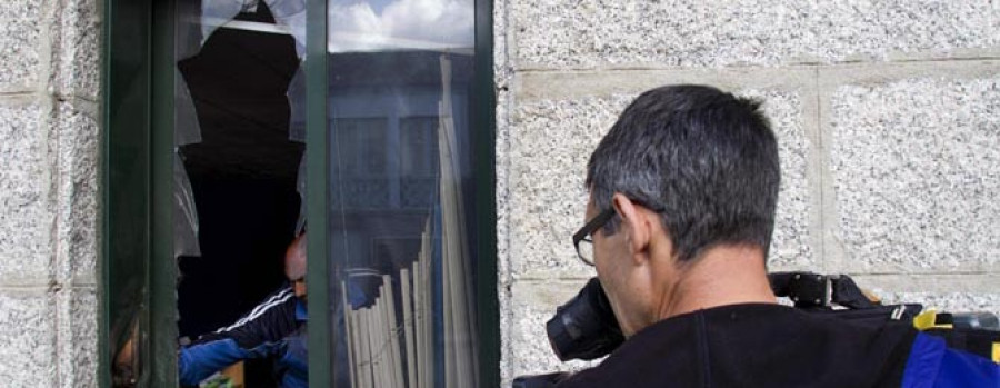 La Policía baraja a Resistencia Galega como autora del atentado en Ribadumia