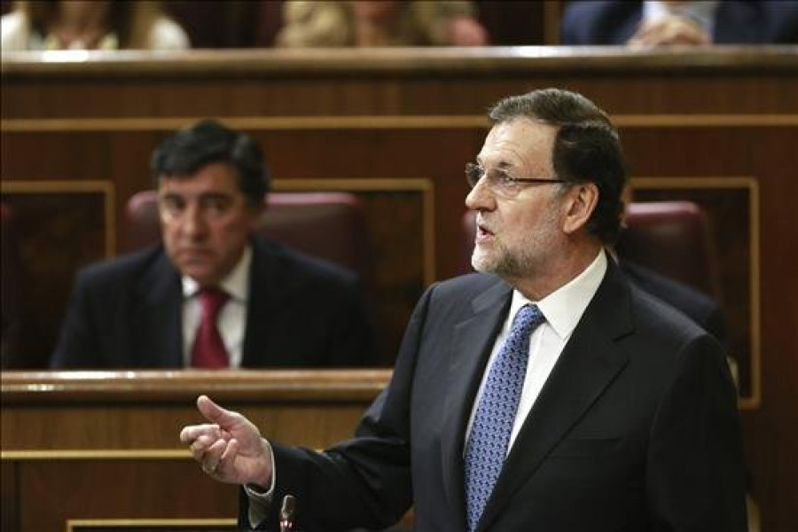 Rajoy dice que no protege a los evasores y seguirá animando la labor de la Agencia Tributaria