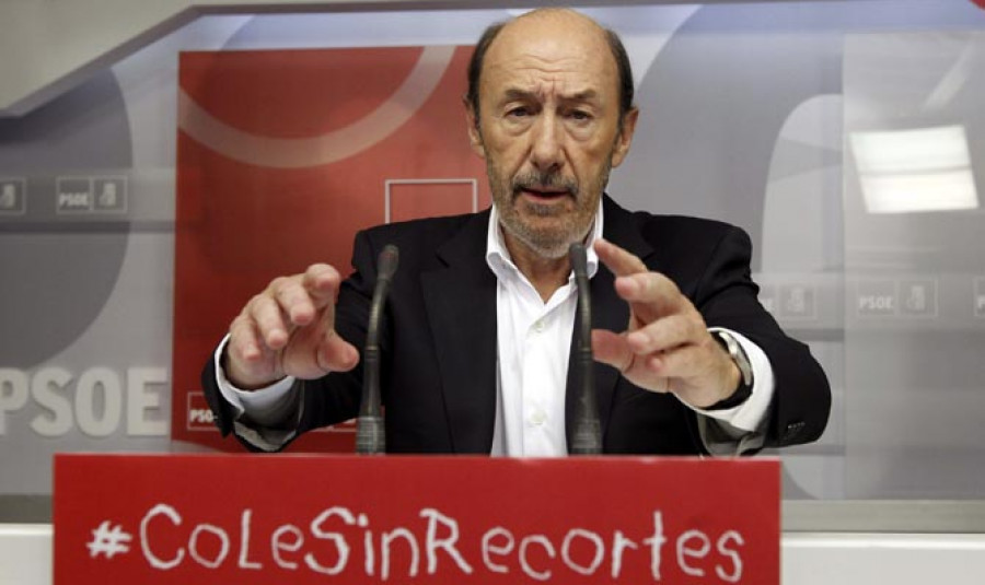 Las redes sociales piden la dimisión de Rubalcaba después de la debacle de los socialistas gallegos