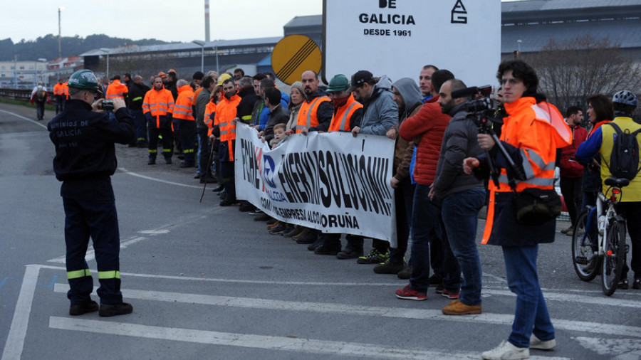 El Gobierno exige a la Xunta que ayude a solucionar la crisis de Alcoa