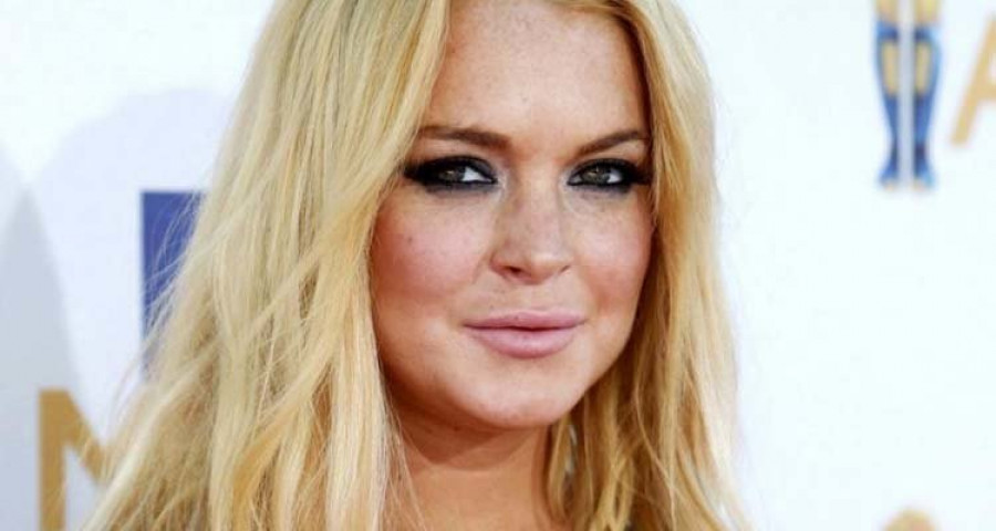 Lindsay Lohan escribe un libro de autoayuda en momentos difíciles