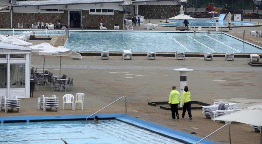 Las condiciones impuestas para 
la construcción de la piscina de la Solana