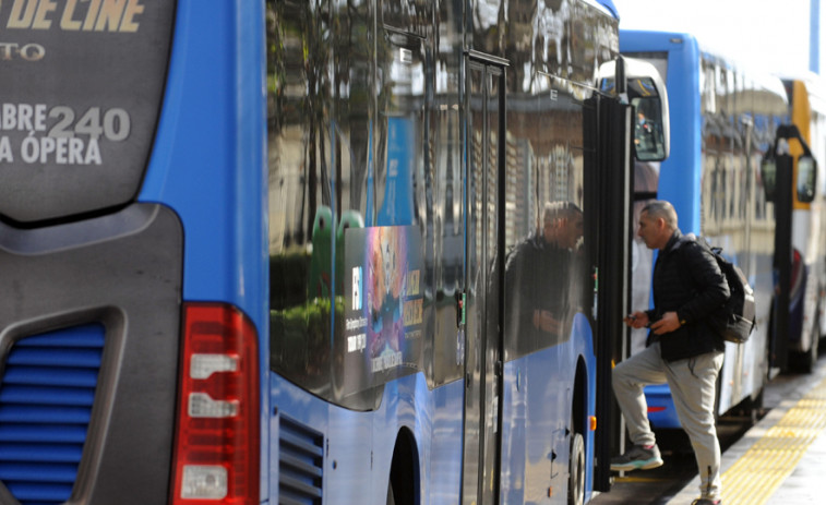 Un pasajero que dormía en un autobús de Mallorca agrede a un conductor cuando le despertó
