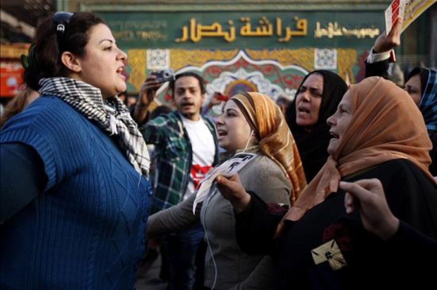 Mujeres egipcias se rebelan en una marcha contra el acoso sexual