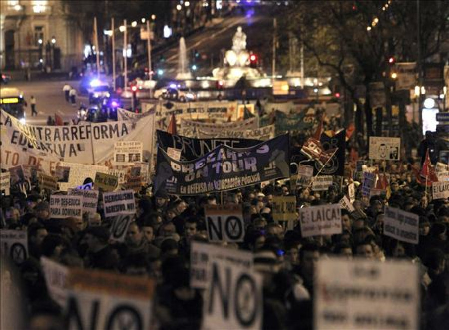 Miles de manifestantes vuelven a movilizarse en Madrid contra la Lomce