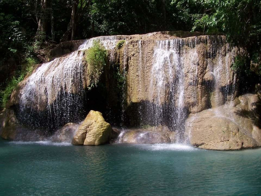 Muere un joven español al resbalar en una cascada en Tailandia