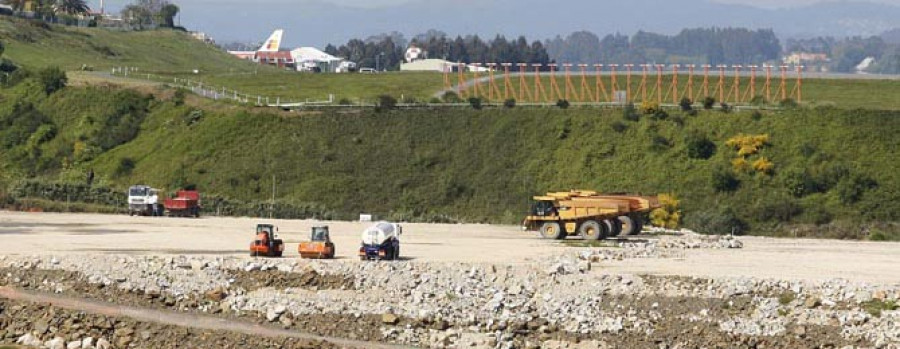 La pista del aeropuerto menguará en sesenta metros durante un año