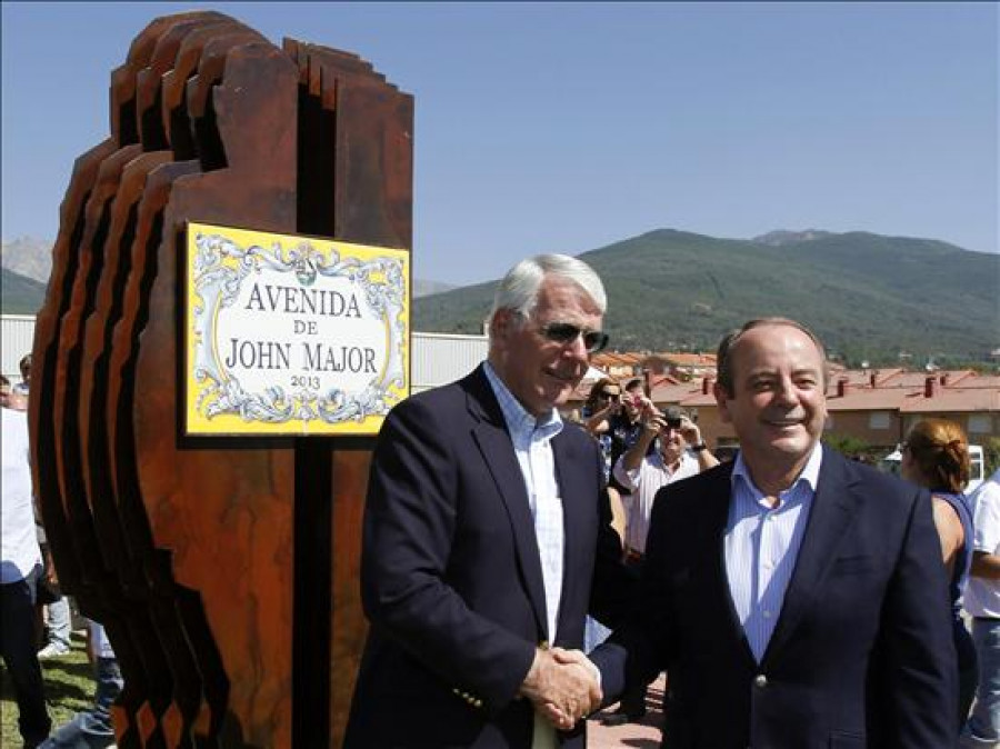 John Major invita a los británicos desde Ávila a asomarse a la verdadera España