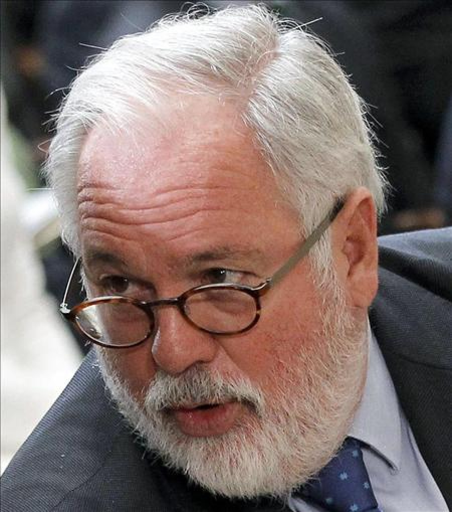 Arias Cañete no ve razones "pesqueras" para las protestas tras duplicar la cuota