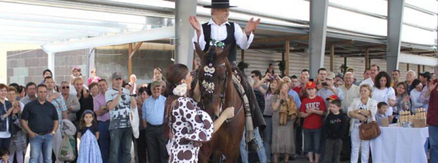 Decenas de personas participan en San Marcos en la fiesta de exaltación del caballo