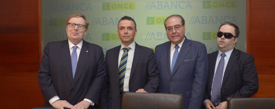 Una aplicación móvil permite usar servicios online a los clientes de Abanca que sean invidentes