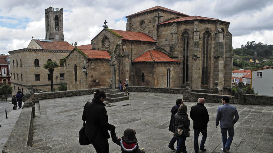 La presencia de fuerzas de ámbito local augura pactos para gobernar  en Cambre, Culleredo y Betanzos