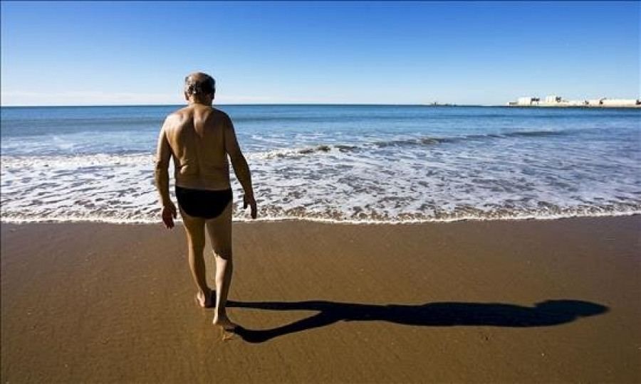 Fallece un joven en Cádiz tras caer desde varios metros hasta la playa