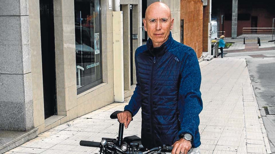 La nueva normativa siembra dudas entre los coruñeses con bicicletas eléctricas