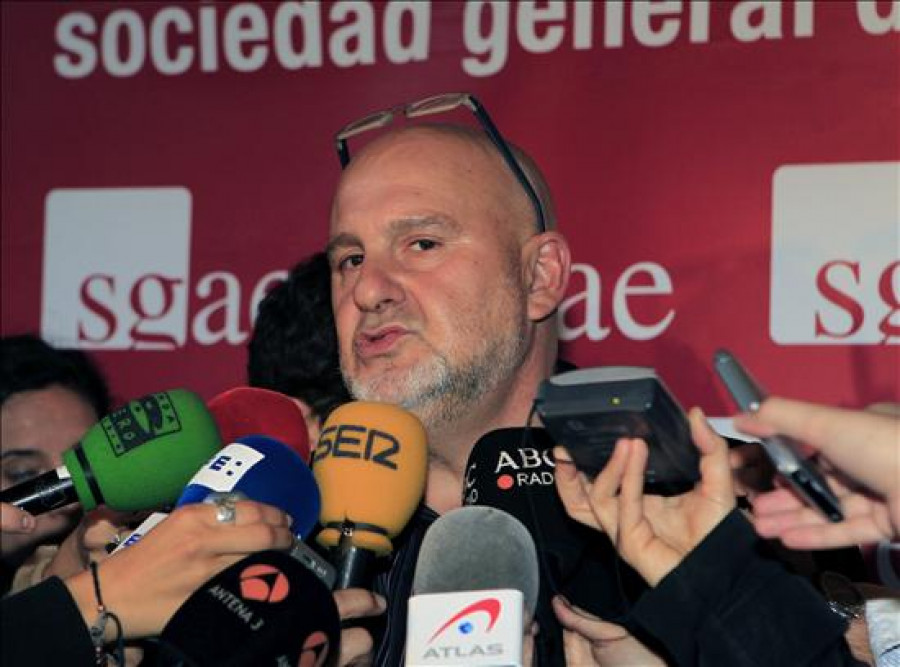Competencia multa con 1,7 millones a SGAE por sus tarifas en bailes de bodas