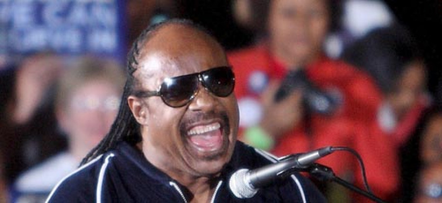 Stevie Wonder se muda a Ghana por la agitación política en Estados Unidos