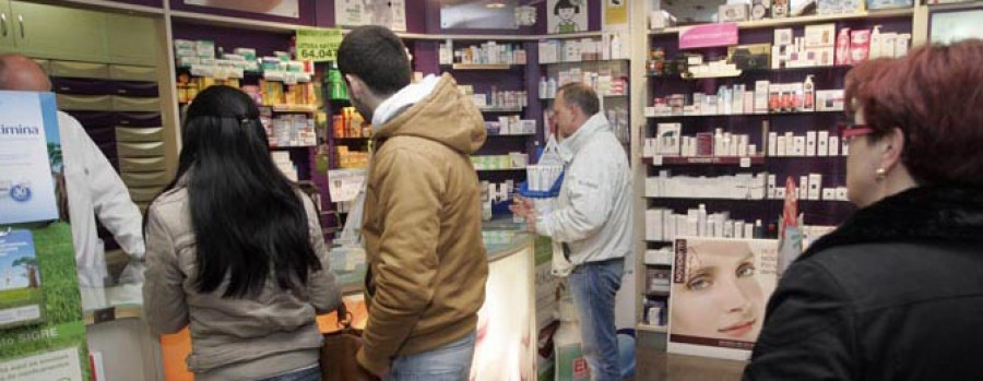 Las farmacias alertan de que aumentan los enfermos que dejan los tratamientos