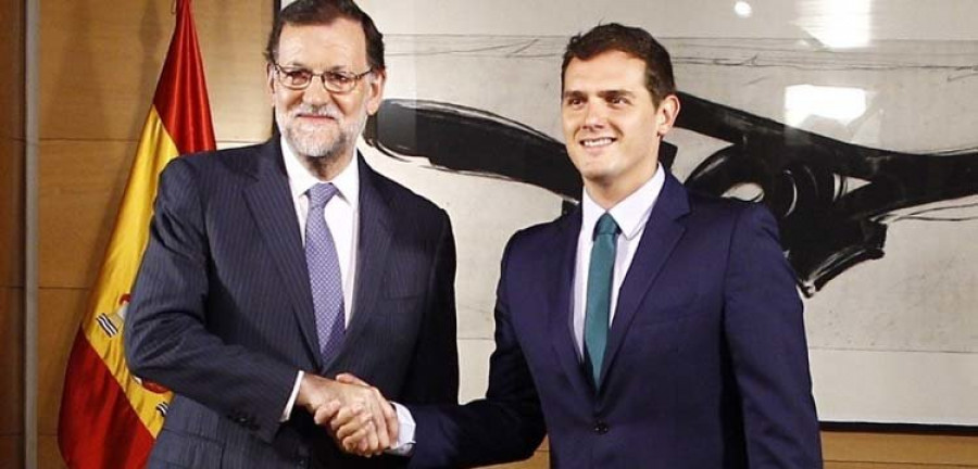 Rajoy da un primer paso para una negociación abierta con C’s