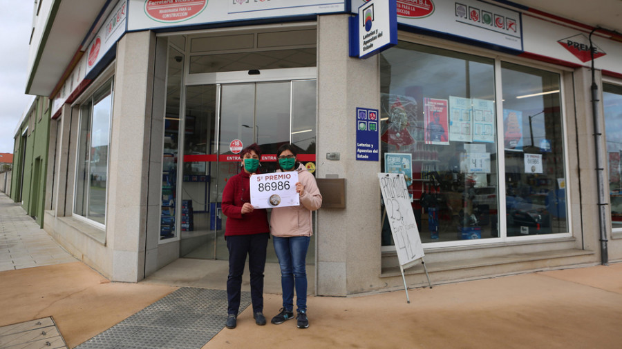 La Lotería pasa de largo por la comarca y solo deja un quinto premio en Carballo