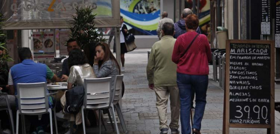 El Gobierno municipal da los primeros pasos para la legalización de las terrazas