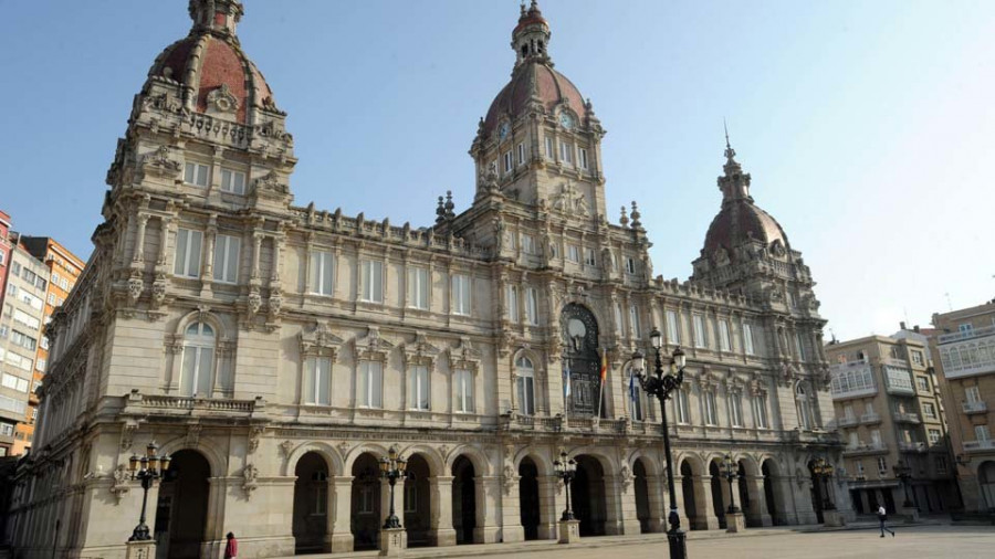 El Ayuntamiento estudiará cambios en los criterios para conceder las becas comedor