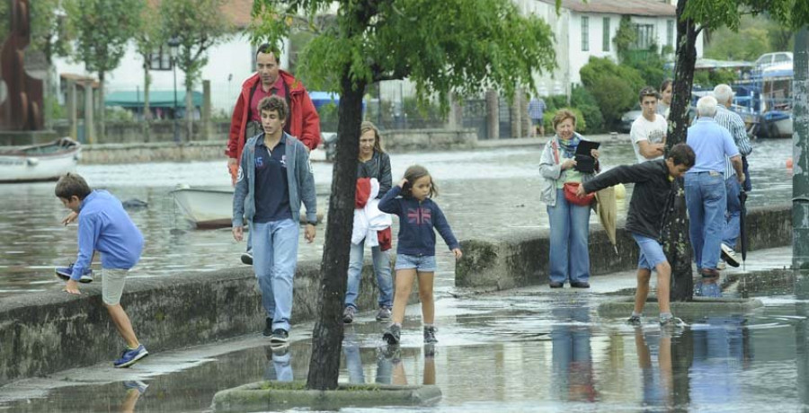 Las obras de A Ribeira incluirán la instalación de válvulas para evitar la entrada de agua 
del río al subir la marea