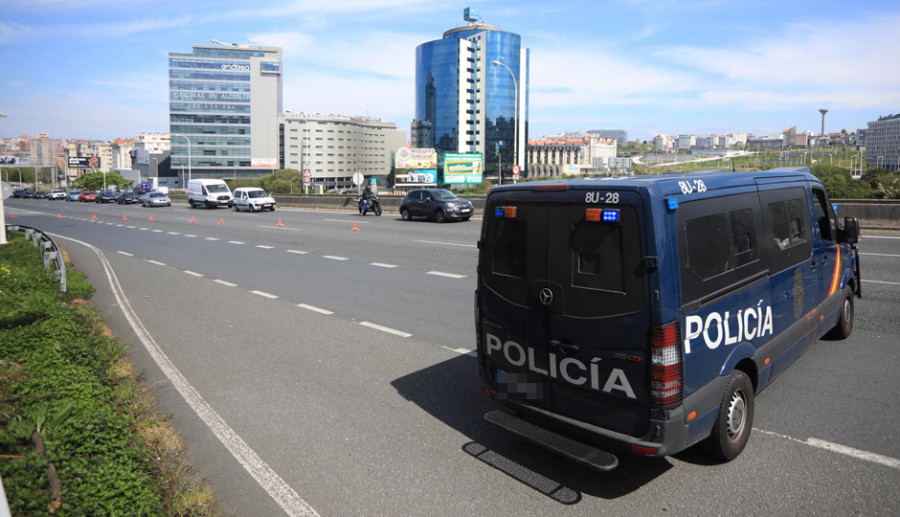 Termina el primer día de la operación salida con pocos vehículos y menos de diez multas por violar la cuarentena