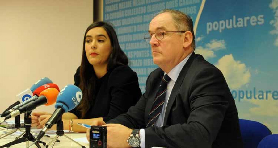 El PP culpa al “desastre” de la Marea de que los datos del paro en la ciudad no acompañen a los de Galicia y España