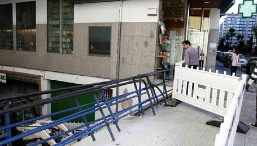 Un ascensor unirá la avenida de Arteixo con  Ramón Cabanillas