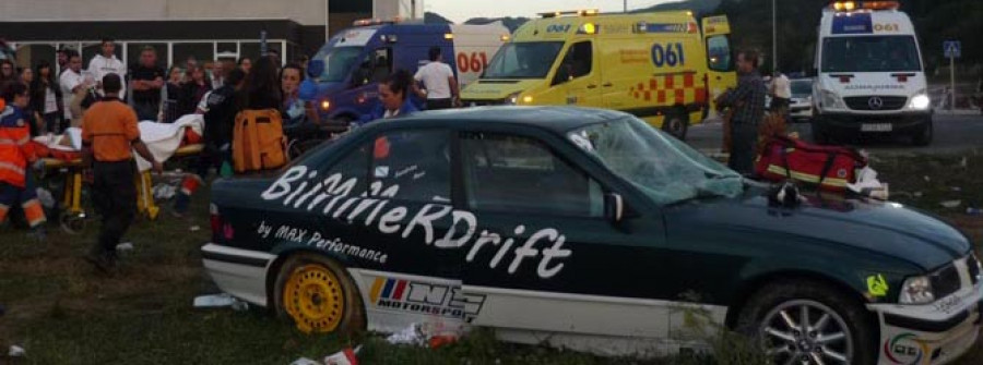 Un vehículo arrolla a siete espectadores en el Rally de Viveiro tras salirse del circuito