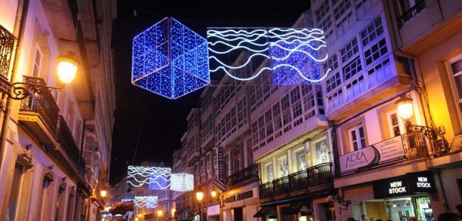 Las luces navideñas llegan a los barrios tres días después del encendido oficial