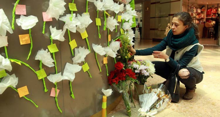 Un ataque terrorista causa tres muertos y 
nueve heridos en un centro comercial de Bogotá