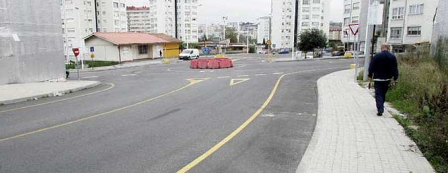 O Birloque advierte sobre la inseguridad peatonal en el barrio tras las obras