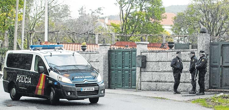 La Udyco detiene a cuatro personas en una operación antidroga en Vilagarcía y Vigo