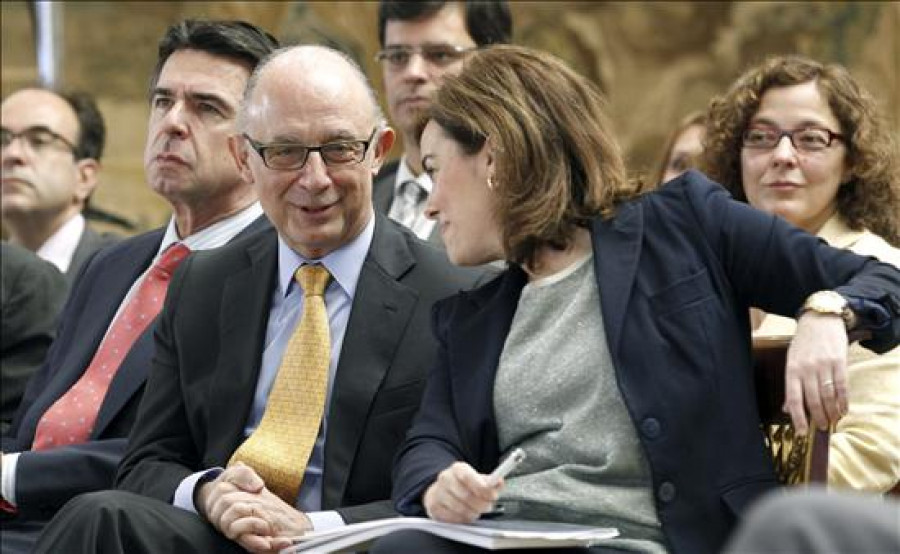 UGT rechaza la explicación de Montoro y avisa del perjuicio para Hacienda