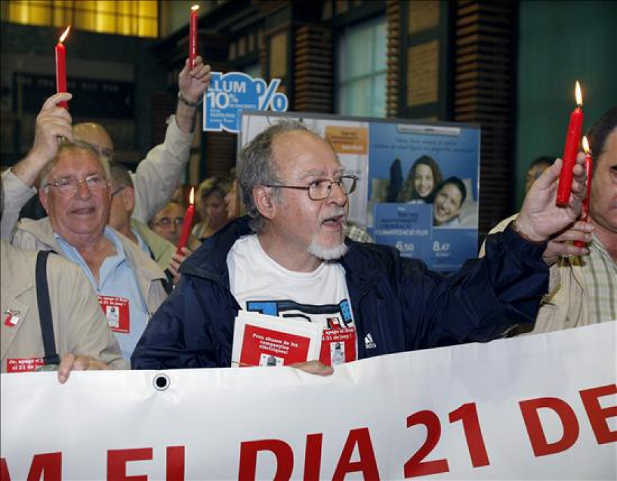 El Ministerio de Industria retira la propuesta de recargar recibos con mayor consumo eléctrico