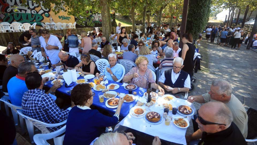 Los vecinos de Elviña, A Falperra y Matogrande despiden el verano con actividades al aire libre para todos los públicos