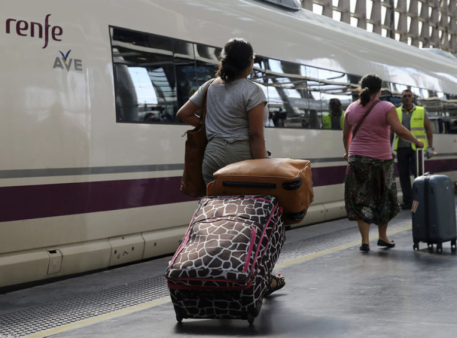 Renfe inaugura un nuevo sistema de tarifas que permite comprar billetes a la carta