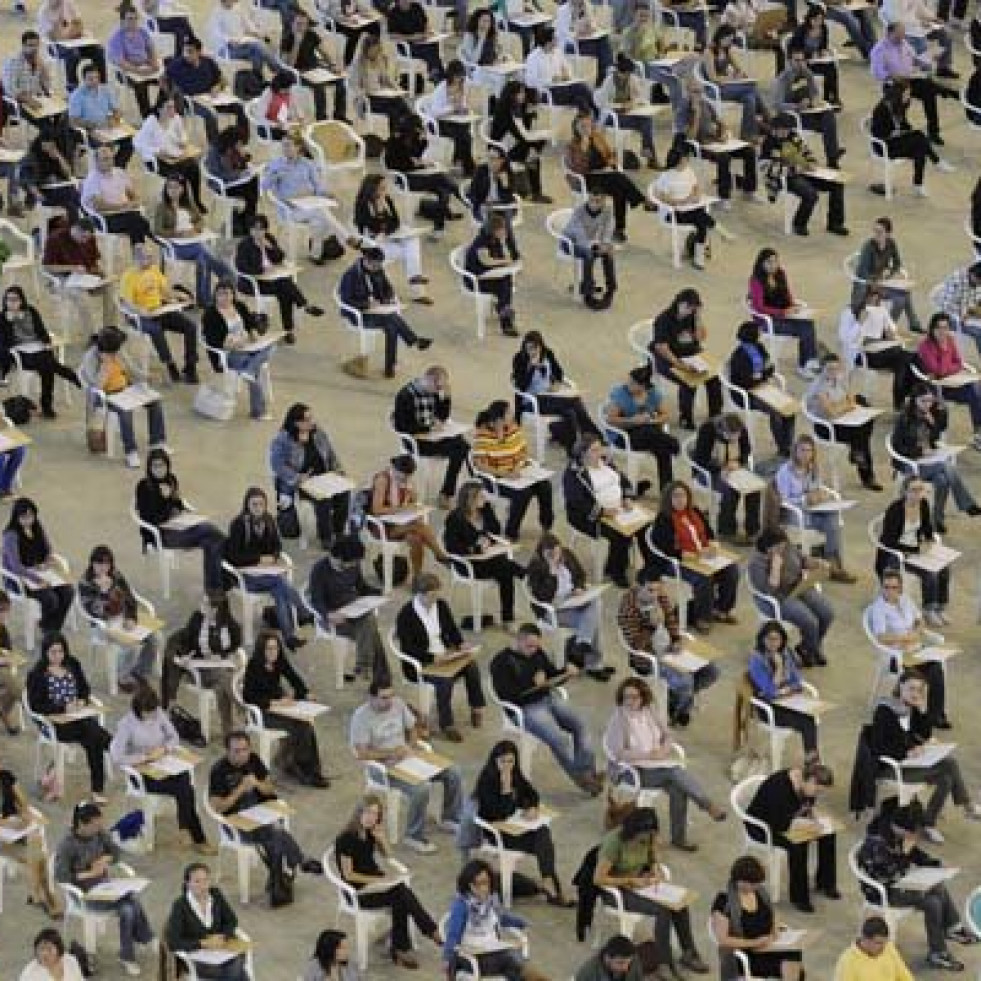 La Xunta adjudica 10.320 plazas de profesores para próximo curso mediante CADP y traslado