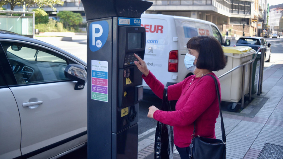 El Ayuntamiento advierte de que 
A Coruña perderá este año más plazas de aparcamiento