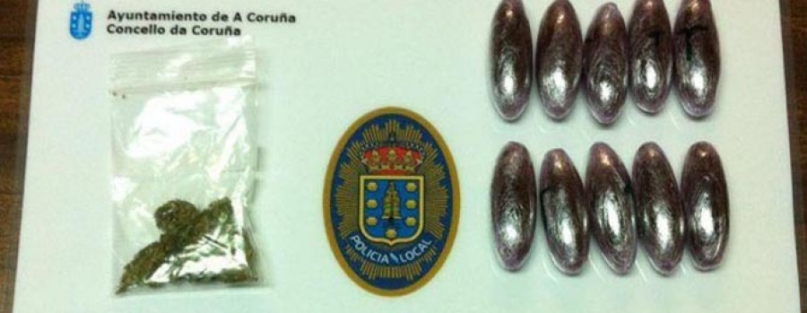 Detenido un veinteañero por vender marihuana y hachís en la calle Barcelona