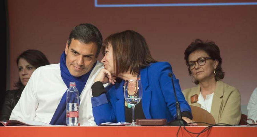Pedro Sánchez 
se distancia de Podemos en la 
última versión de 
su proyecto político