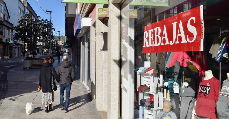 El Centro Comercial Aberto arteixán fía al buen tiempo el éxito de la campaña de rebajas