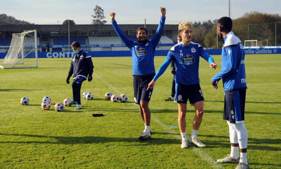 Keko, Derik y Miku, los tres únicos al margen