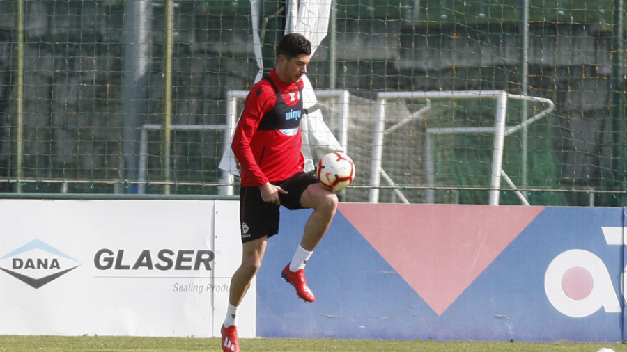 Carlos Fernández no entra en la lista para el Europeo sub 21