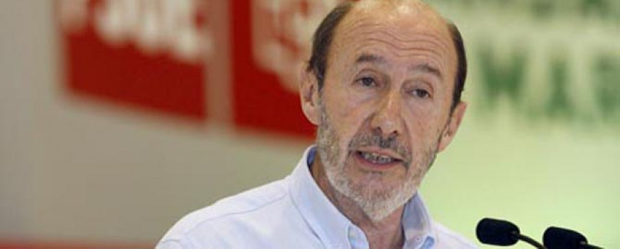 Rubalcaba dice que al que no le gusta Rajoy, con Feijóo toma "dos tazas"