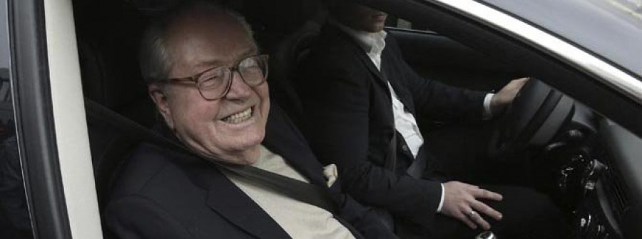 El Frente Nacional francés “suspende” de militancia a su fundador, Jean-Marie Le Pen